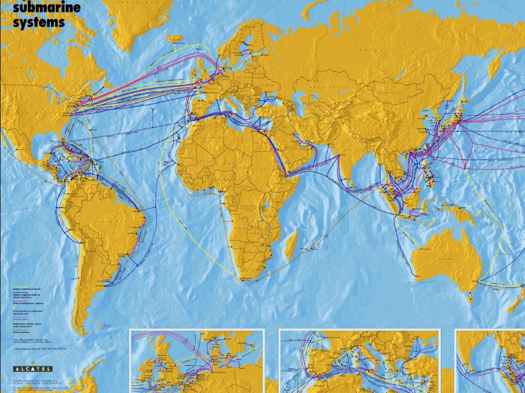 Кабели связи в красном море. Интернет кабель через Атлантику. Интернет кабель через Атлантический океан. Трансатлантический оптоволоконный кабель. Интернет кабели в океане.